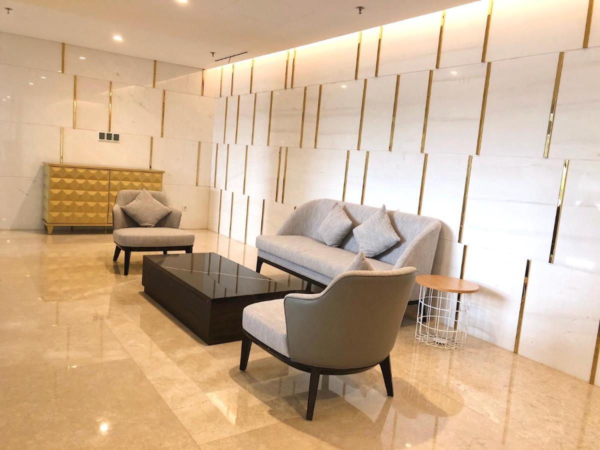 Gold Coast Pik Sea View Apartments By Longesuites Jacarta Exterior foto
